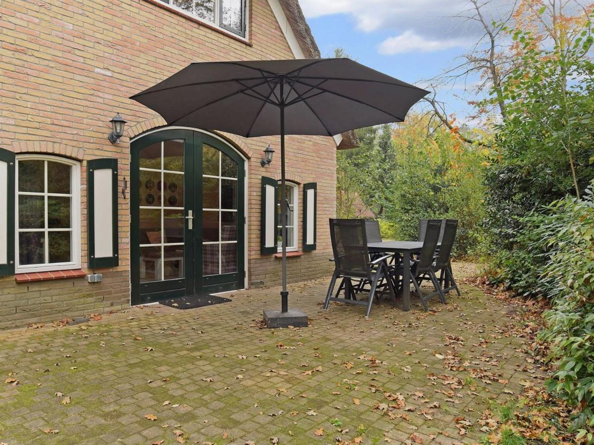 Hotel Landal Het Land Van Bartje Ees Exterior foto