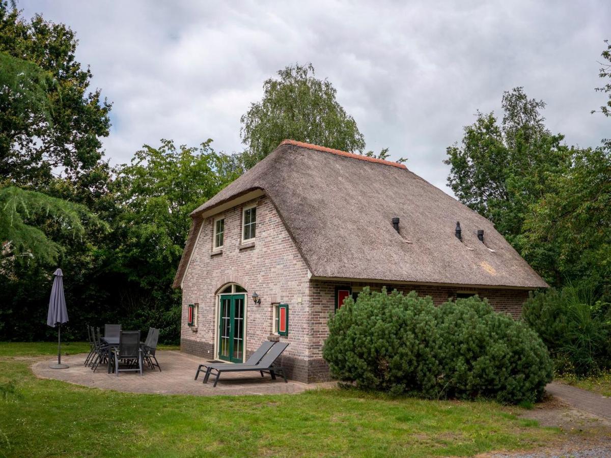 Hotel Landal Het Land Van Bartje Ees Exterior foto